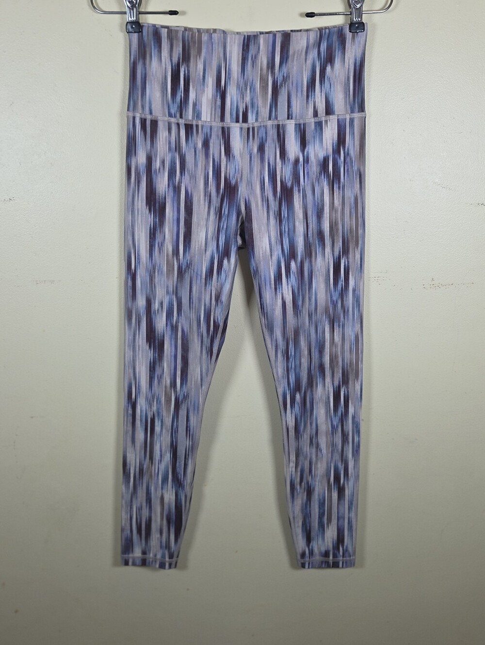 ATHLETA Elation 7/8 Tights Ankle Leggings Pants abstract vertical brushstrokes